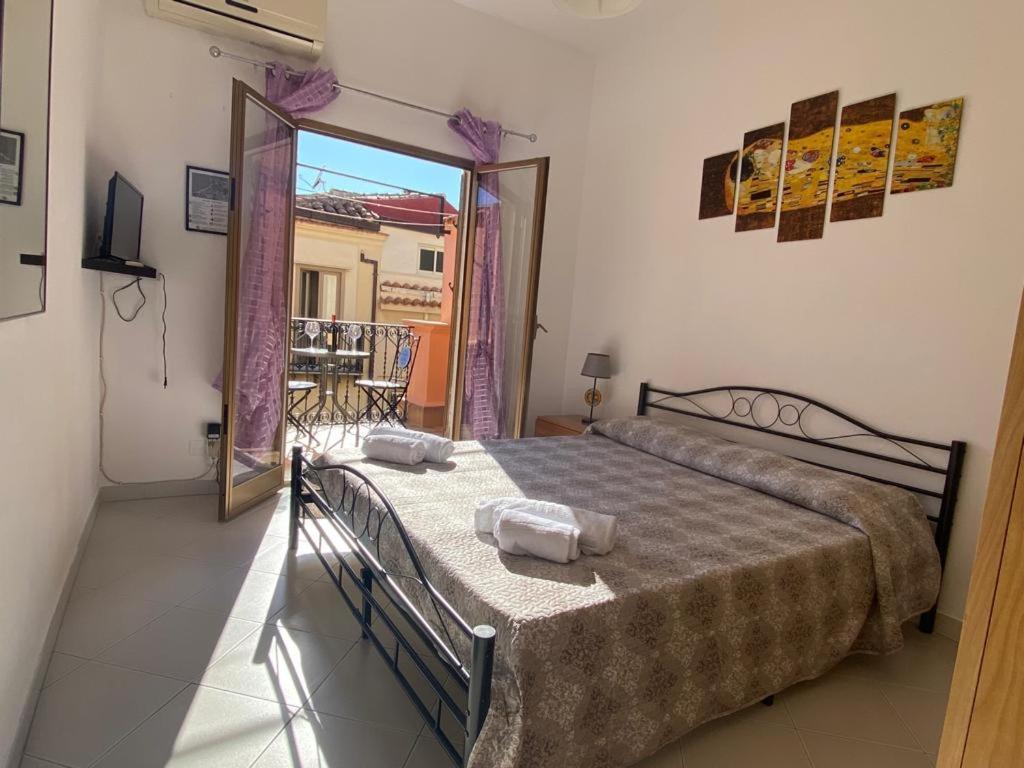 La Terrazza Sul Corso Apartment Cefalu Exterior photo